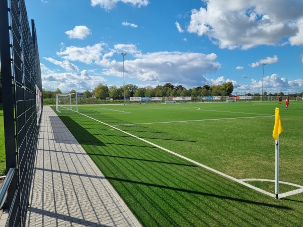 Zentrale Sportanlage Neukirchen-Vluyn Platz 2 - Neukirchen-Vluyn