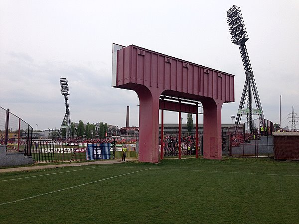 Bozsik Stadion (1913) - Budapest