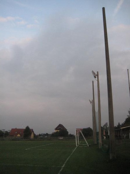 Wellner Sportplatz - Hohe Börde-Wellen