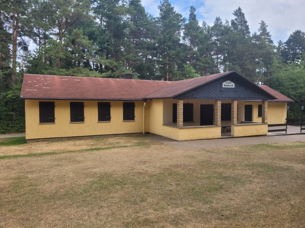 Gebörne-Sportplatz - Königsee-Garsitz