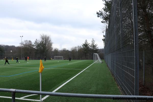 Bezirkssportanlage Schlotwiese Platz 3 - Stuttgart-Zuffenhausen