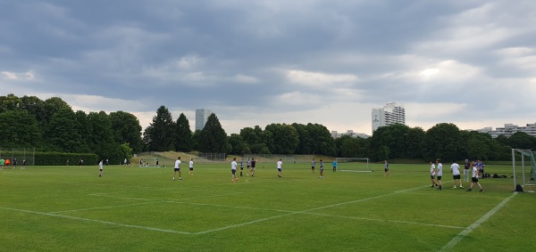 Zentrale Hochschulsportanlage Platz 10 - München-Milbertshofen-Am Hart