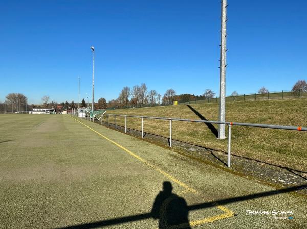 Sportplatz an der B14 Platz 2 - Aldingen