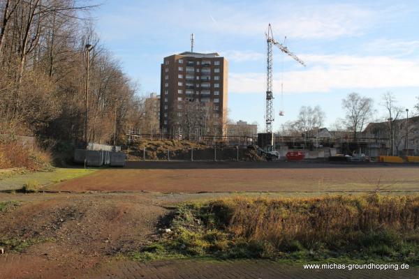 Sportplatz am Knappenmarkt - Oberhausen/Rheinland-Knappenviertel