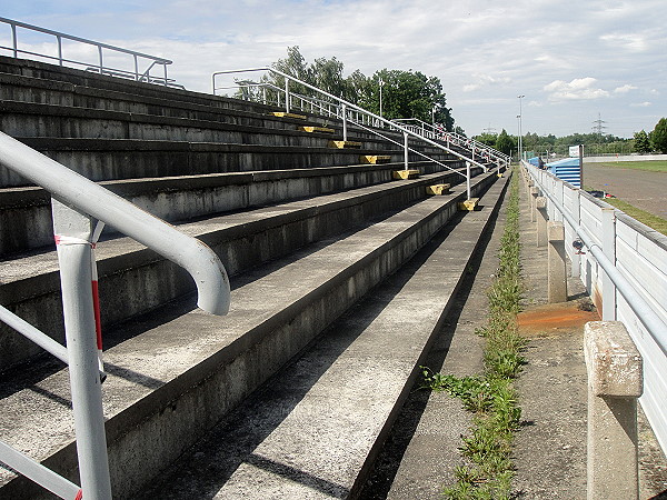 Friedrich-Ludwig-Jahn-Stadion - Hoyerswerda