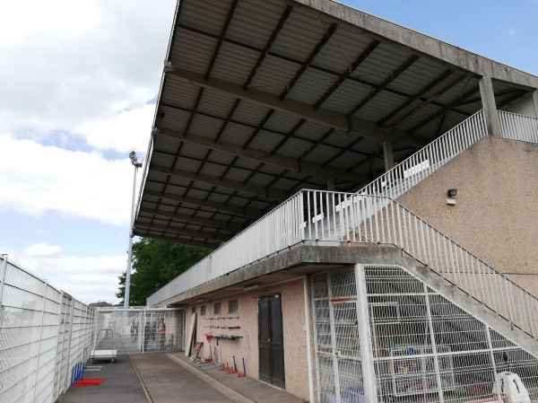 Stade des Trois Sapins - Ozoir-la-Ferrière