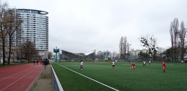 Futbalové ihrisko ZŠ Kalinčiakova - Bratislava