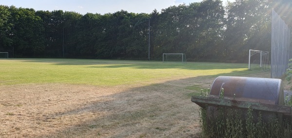 Bezirkssportanlage Herterichstraße Platz 3 - München-Solln