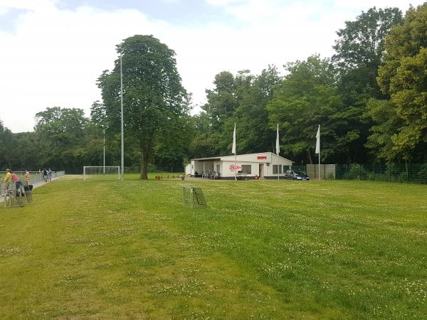 Sportpark Höhenberg Platz 3 - Köln-Höhenberg