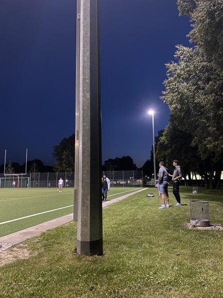 Bezirkssportanlage Görzer Straße Platz 2 - München-Ramersdorf-Perlach
