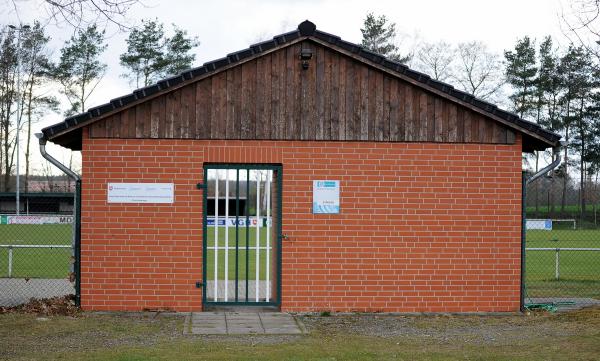 Sportplatz an der Mehrzweckhalle - Stöckse