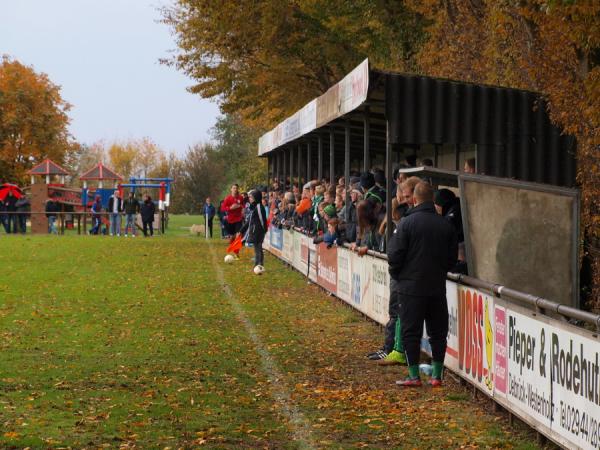 Sportanlage Hubertushöhe - Delbrück-Westenholz