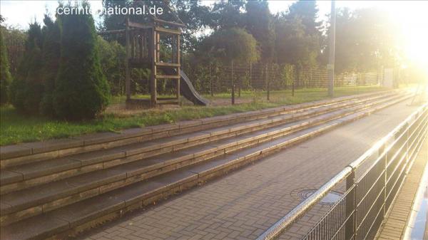 Sportplatz Seeheimer Weg - Düsseldorf-Oberbilk