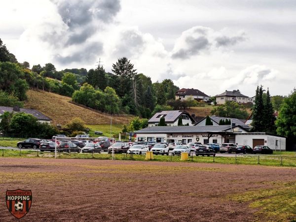 Edelweiß-Sportanlage Platz 2 - Breitscheid/Hessen-Medenbach