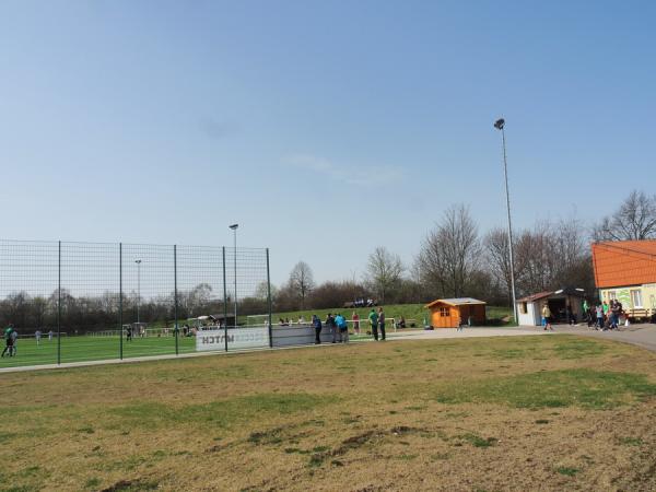 Sportpark Hülschenbrauck - Menden/Sauerland-Platte Heide