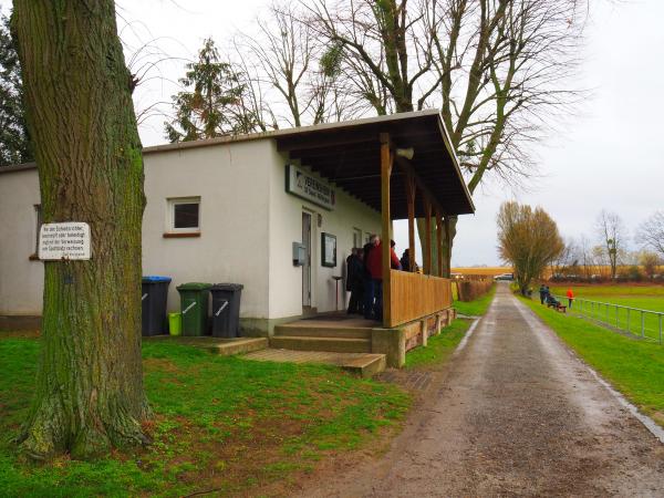 Sportplatz an der ehemaligen Schule - Soest-Müllingsen