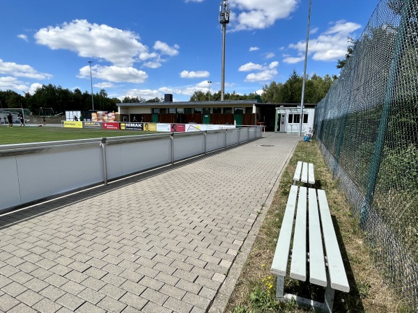 Uhlenbergstadion - Birken-Honigsessen
