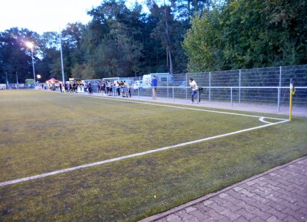 Friedrich Chomas Stadion am Eichelgarten - Haßloch