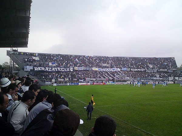 Estadio Centenario Ciudad de Quilmes - Quilmes, BA