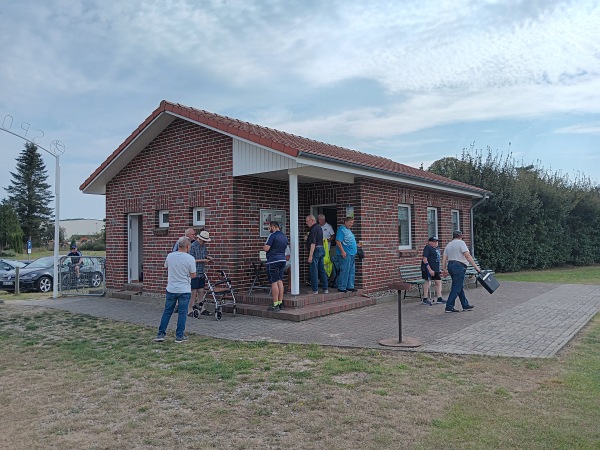 Sportstätte Rehnaer Straße - Carlow/Mecklenburg