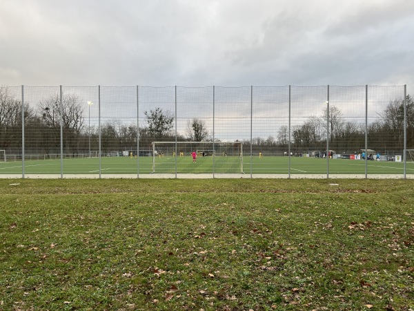 Sportplatz Mielenforster Kirchweg - Köln-Merheim