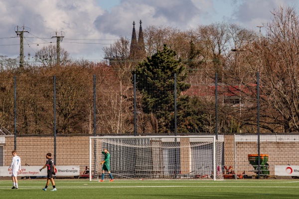 Jean-Löring-Sportpark Platz 2 - Köln-Zollstock