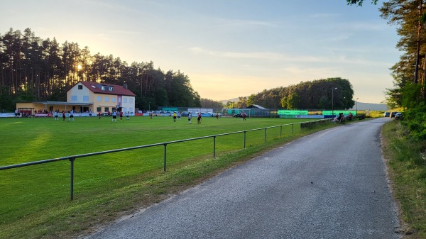 Sportanlage Weißenbrunn - Leinburg-Weißenbrunn