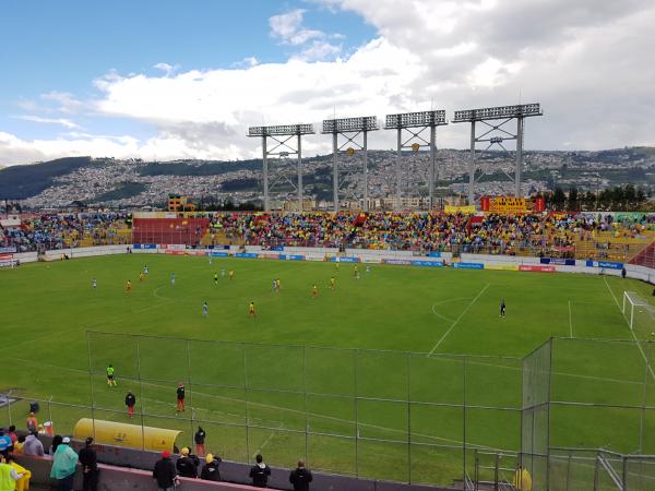 Estadio Gonzalo Pozo Ripalda  - Quito