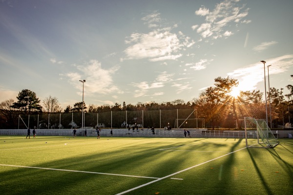 Gustav-Schickedanz-Stadion Nebenplatz 3 - Fürth/Mittelfranken-Oberfürberg