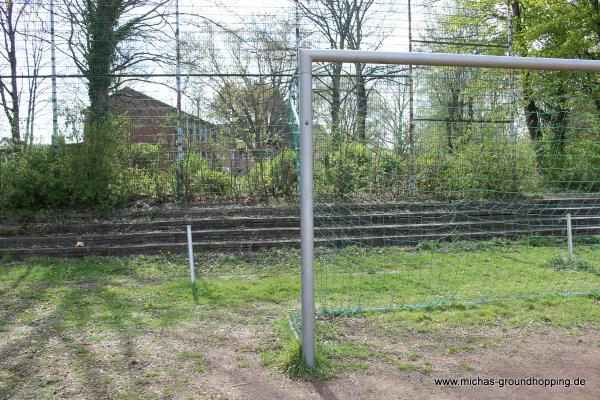 Werner-Lehmann-Stadion Nebenplatz 1 - Bergheim/Erft-Oberaußem