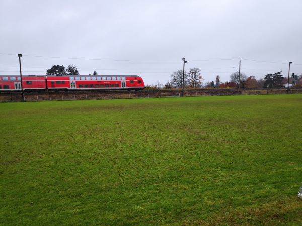 Sportanlage an der Bahnlinie Platz 2 - Nonnenhorn