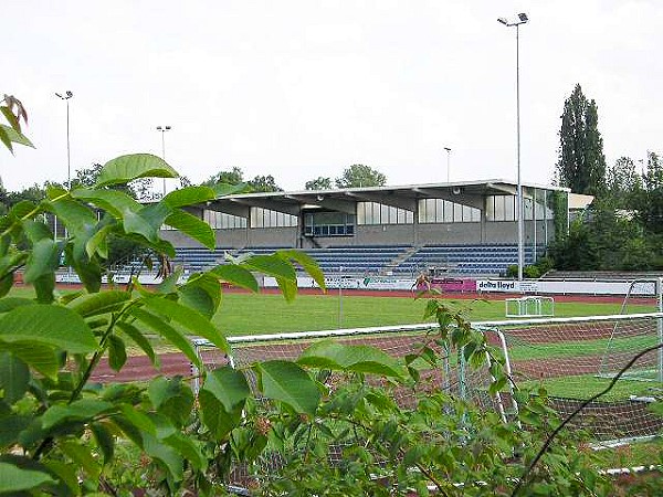 Heinz-Flohe-Stadion - Euskirchen