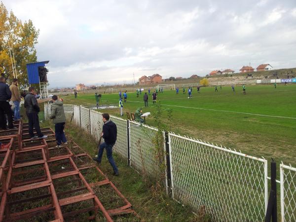 Stadiumi Agron Rama - Obilić