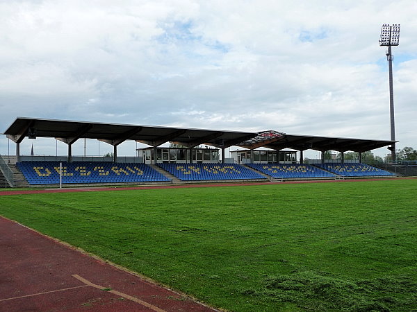 Paul-Greifzu-Stadion - Dessau-Roßlau