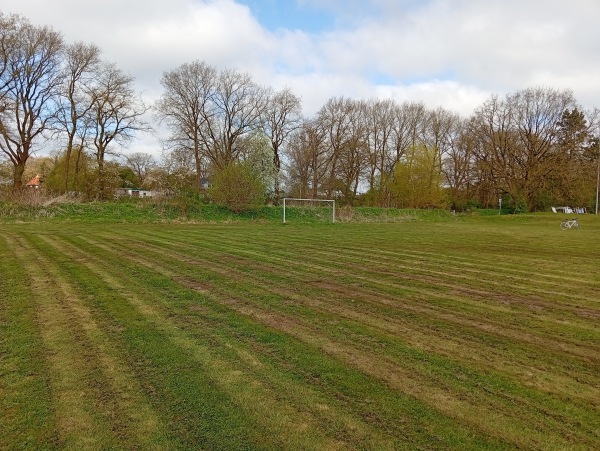 Sportplatz Schule Lentföhrden C - Lentföhrden