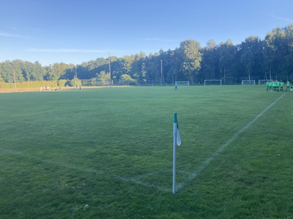 Sportzentrum Seestraße B-Platz - Isernhagen-Altwarmbüchen