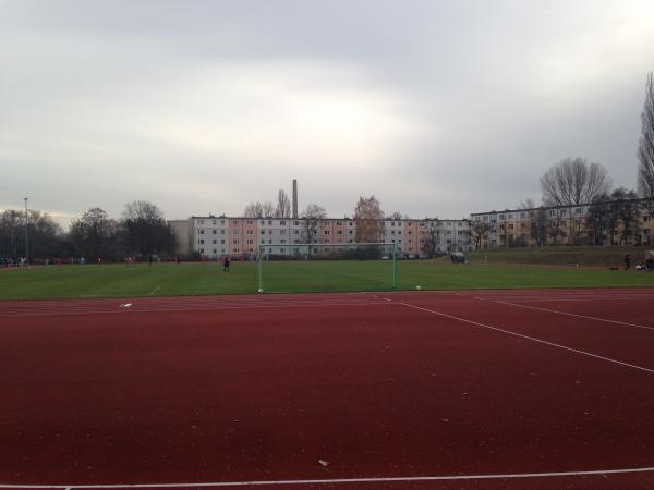 Fritz-Lesch-Sportplatz - Berlin-Adlershof