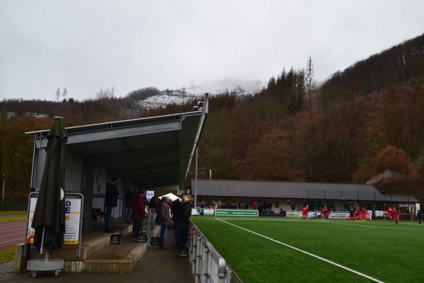 Hensel-Stadion - Lennestadt-Altenhundem
