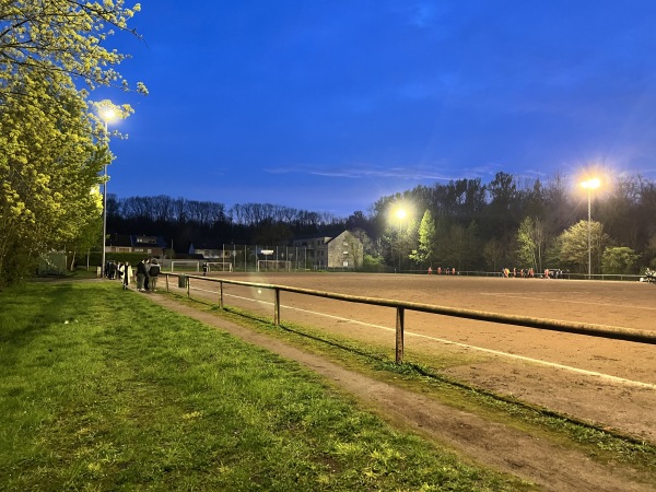 Sportplatz Ursfelder Straße - Hürth-Berrenrath