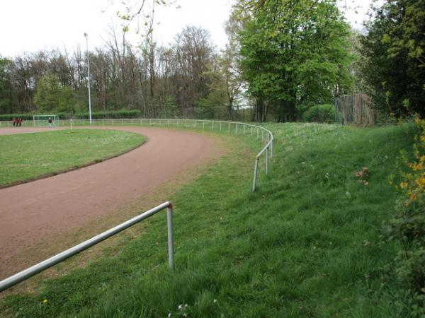 Sportplatz Waldkampfbahn - Wuppertal-Vohwinkel