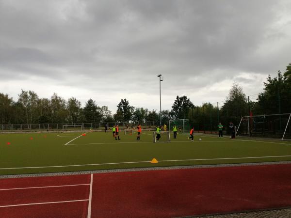 Sportplatz Lieselotte-Berger-Straße - Berlin-Rudow