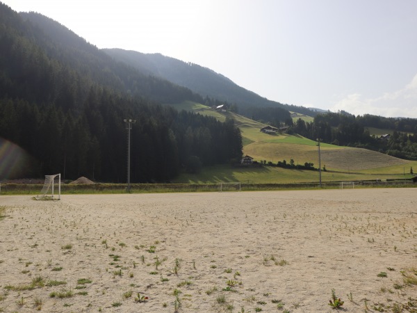 Sportplatz Labnes - Sarntal (Sarentino)