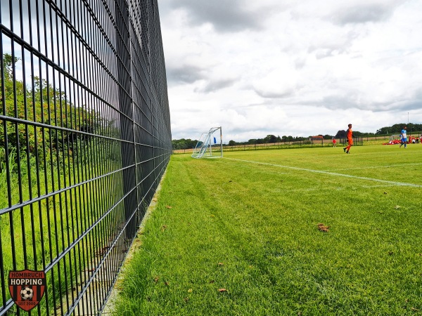 Sportplatz an der Ermelingschule - Bönen-Bramey-Lenningsen