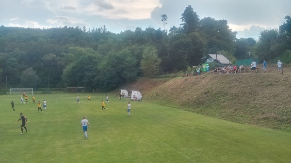 Fotbalové hřiště Bílovice nad Svitavou - Bílovice nad Svitavou
