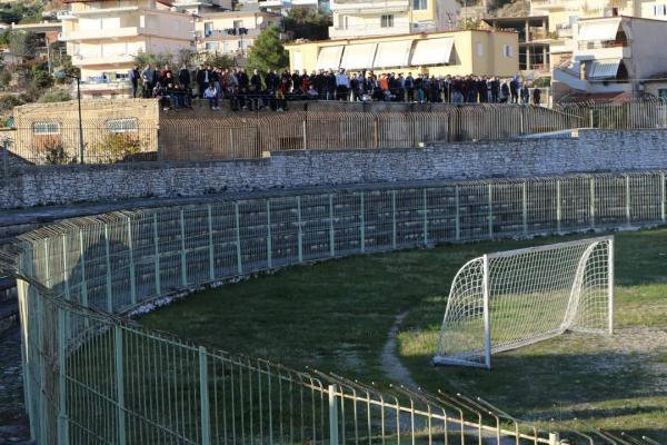 Stadiumi Andon Lapa - Sarandë