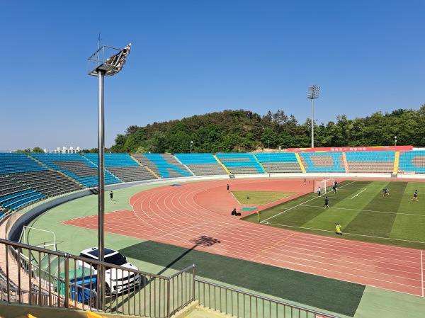 Yeoju Stadium - Yeoju