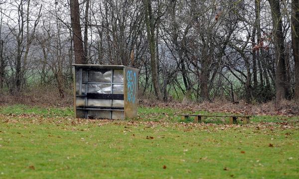 Sportanlage Zu den Hülsen B-Platz - Nienburg/Weser-Erichshagen
