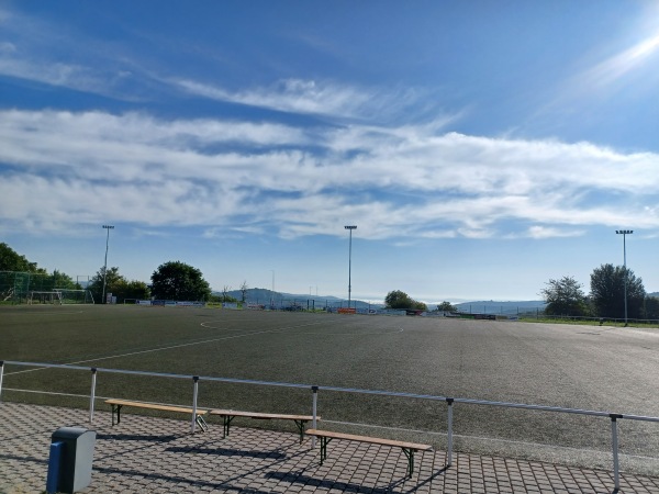 Sportplatz Am Buchholz - Mengerskirchen-Winkels