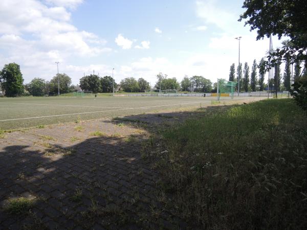 KFV-Stadion In der Witz Nebenplatz - Mainz-Kastel