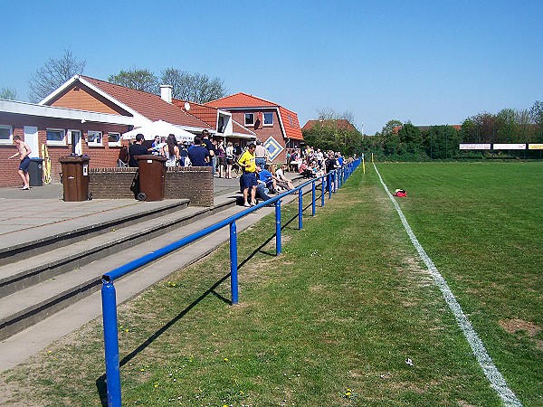 Stadion am Bahndamm - Osterrönfeld